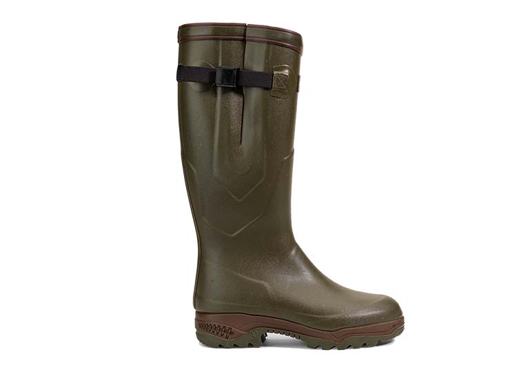 An Aigle Parcours 2 ISO green wellington boot in profile view.